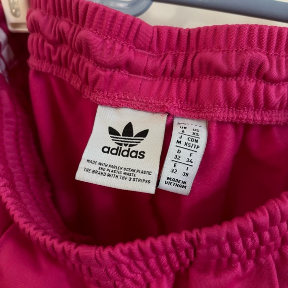 Adidas pink 2 piece tracksuit 🌺🌸🌷 - Picture 8 of 10